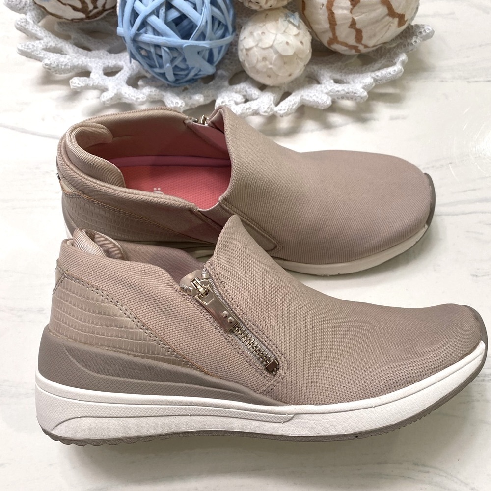 Women shoes - Picture 7 of 12